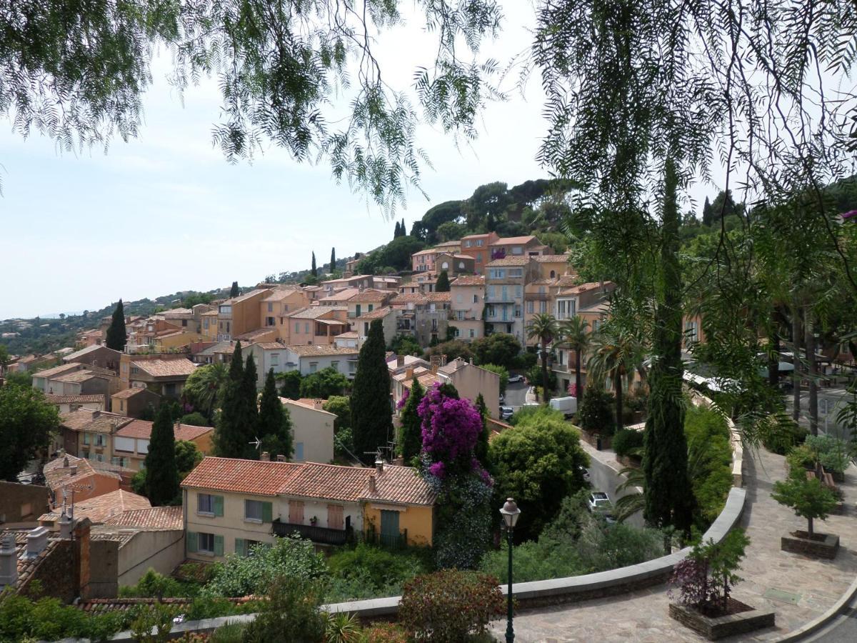 T2 BORMES LES MIMOSAS, La Faviere à 5 mn à pieds de la plage Extérieur photo