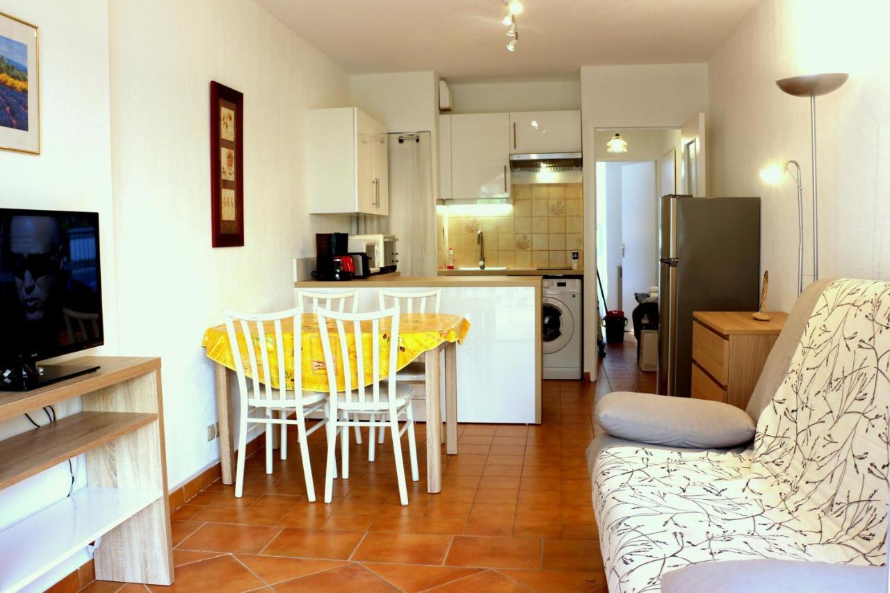T2 BORMES LES MIMOSAS, La Faviere à 5 mn à pieds de la plage Extérieur photo