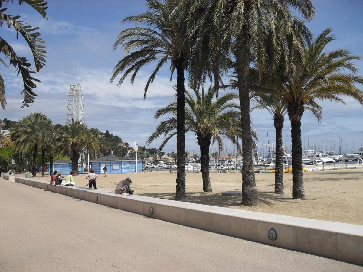 T2 BORMES LES MIMOSAS, La Faviere à 5 mn à pieds de la plage Extérieur photo
